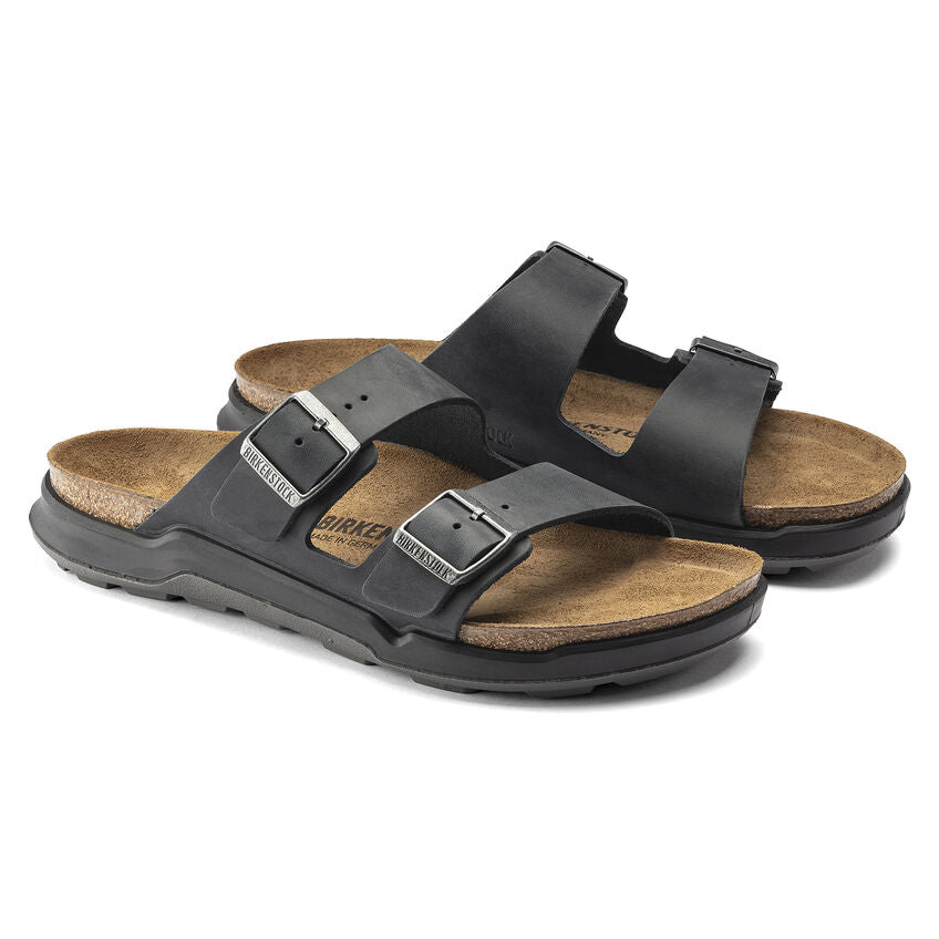 BIRKENSTOCK  Arizona Cross Town Arctic Waxy Leather Regular - Black